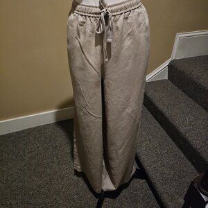 Max Studio London Pants NWT!!!!!!!